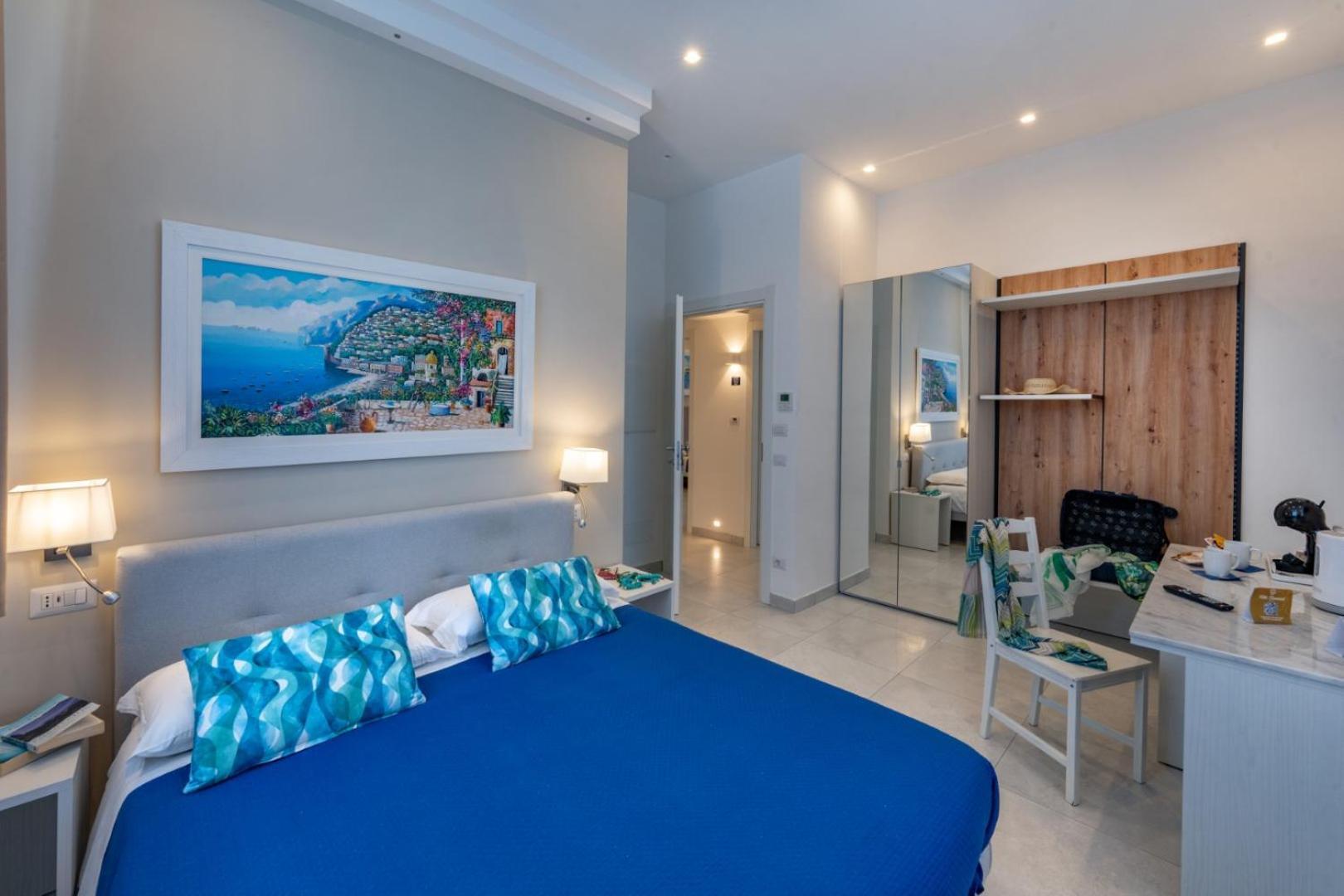 Coral White Hotel Sorrento Bagian luar foto